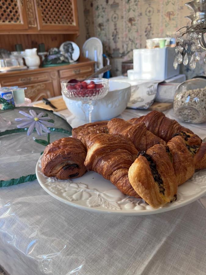 לינה וארוחת בוקר Lanouaille Maison De Mags & Mags מראה חיצוני תמונה