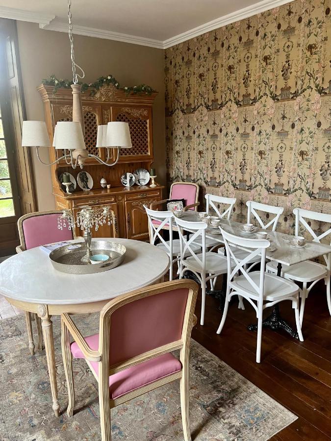 לינה וארוחת בוקר Lanouaille Maison De Mags & Mags מראה חיצוני תמונה